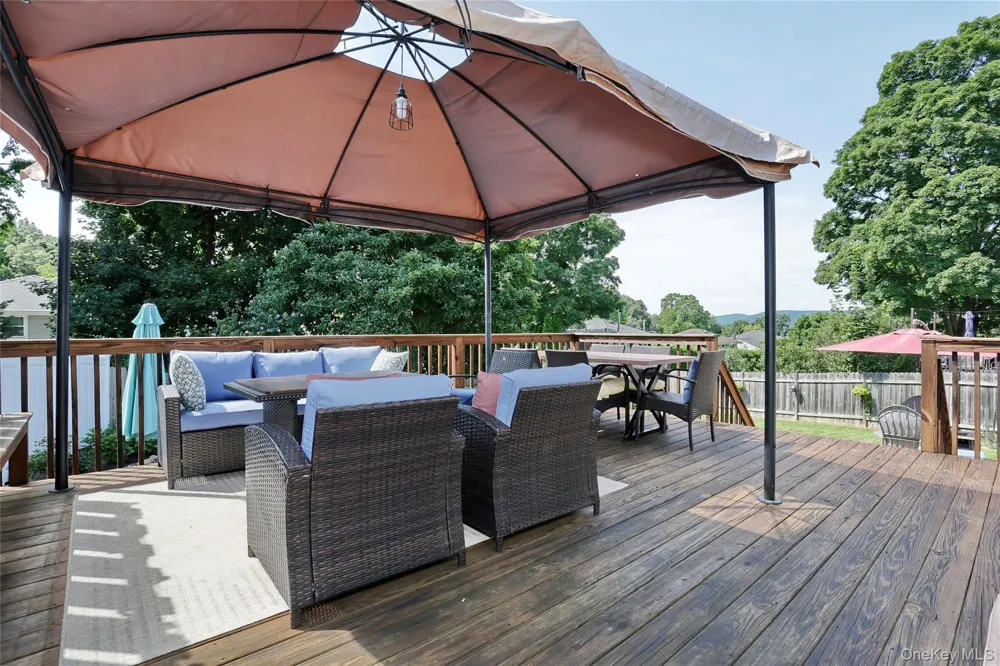11 Crestwood Drive Suffern, NY 10901