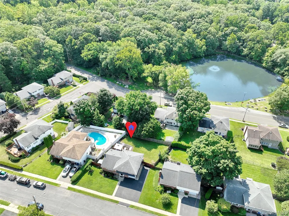 11 Crestwood Drive Suffern, NY 10901
