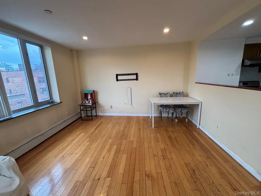 38-30 Parsons Boulevard #PHC Flushing, NY 11354