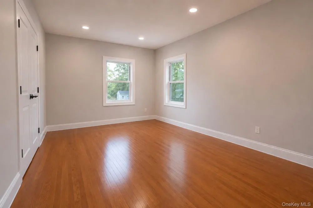 82 Vernon Avenue East Norwich, NY 11732