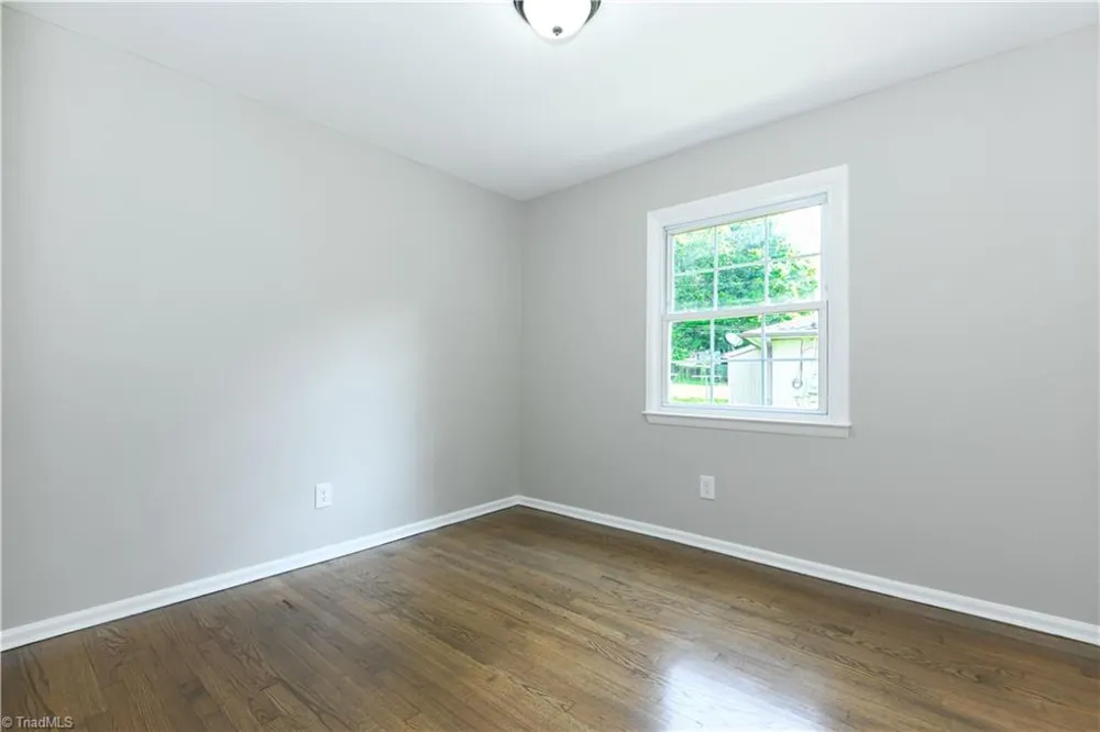 4217 Orchid Drive Winston-Salem, NC 27105