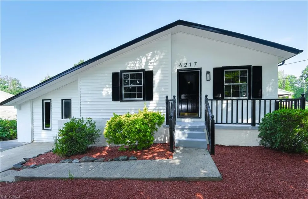 4217 Orchid Drive Winston-Salem, NC 27105