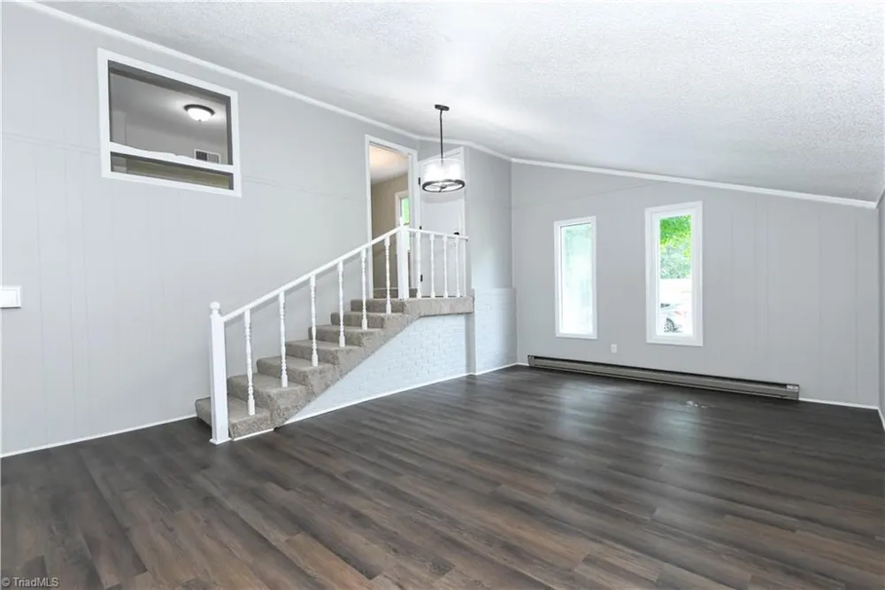 4217 Orchid Drive Winston-Salem, NC 27105