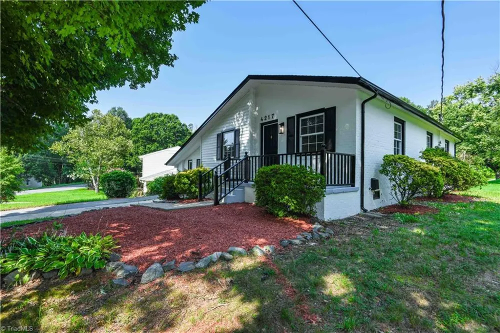 4217 Orchid Drive Winston-Salem, NC 27105