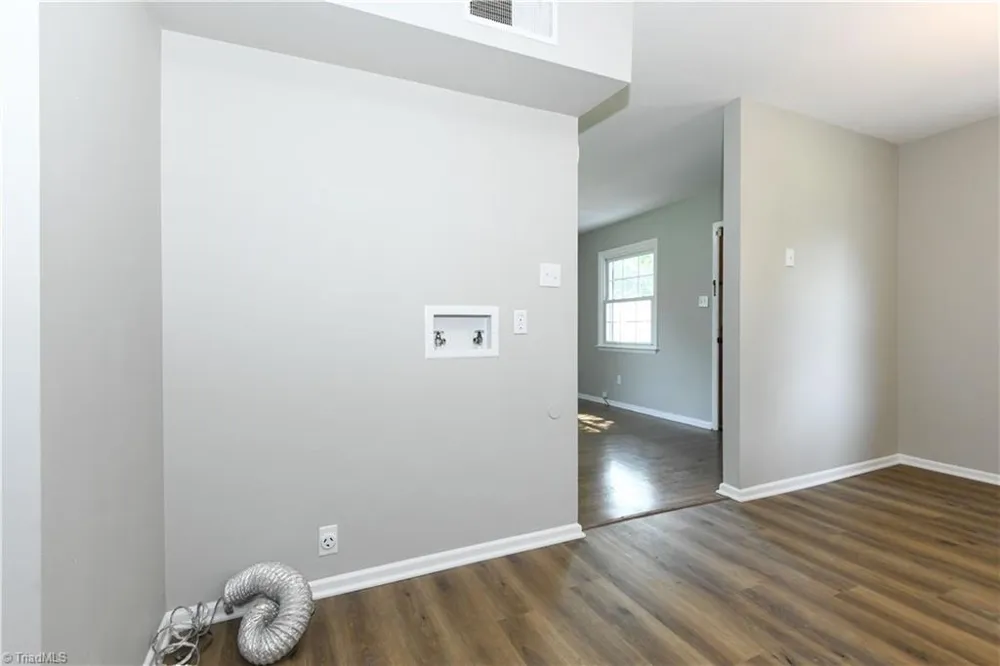 4217 Orchid Drive Winston-Salem, NC 27105