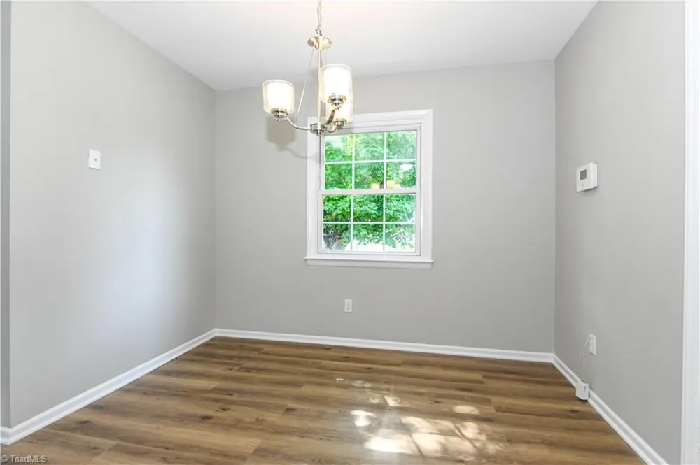 4217 Orchid Drive Winston-Salem, NC 27105