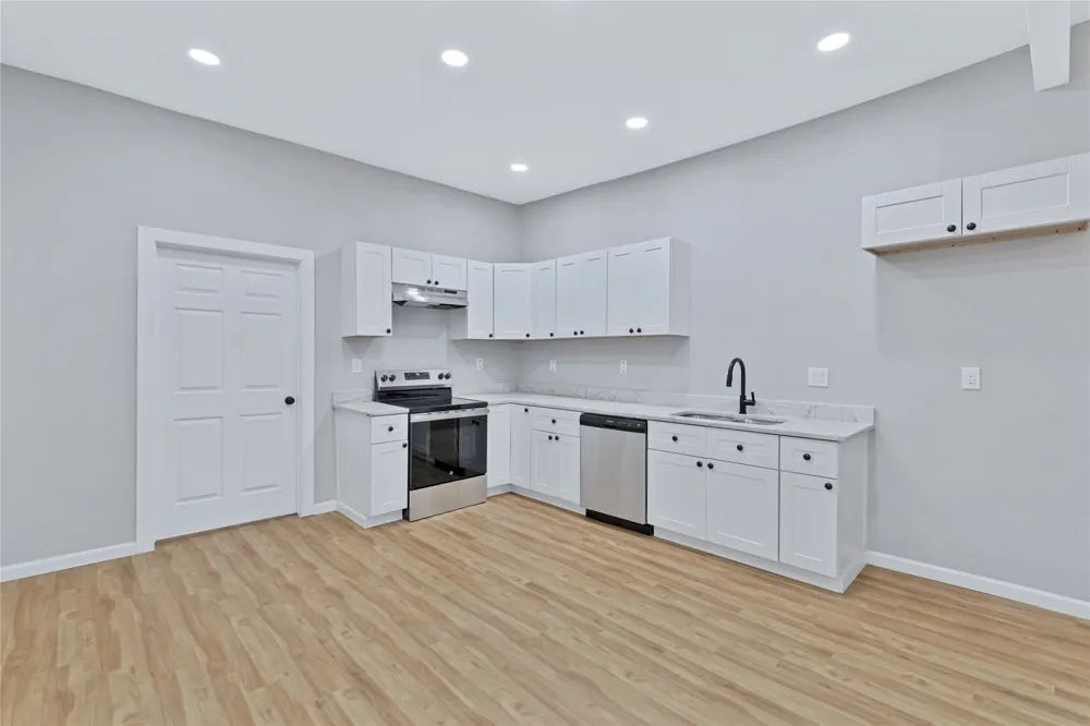323 W Cherry Street Sherman, TX 75090