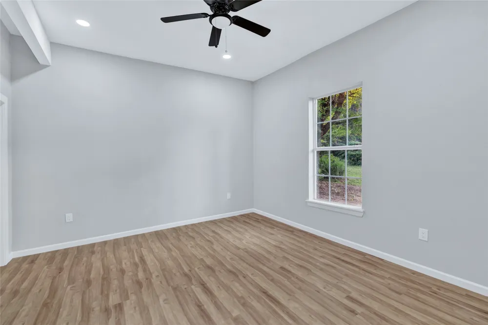 323 W Cherry Street Sherman, TX 75090