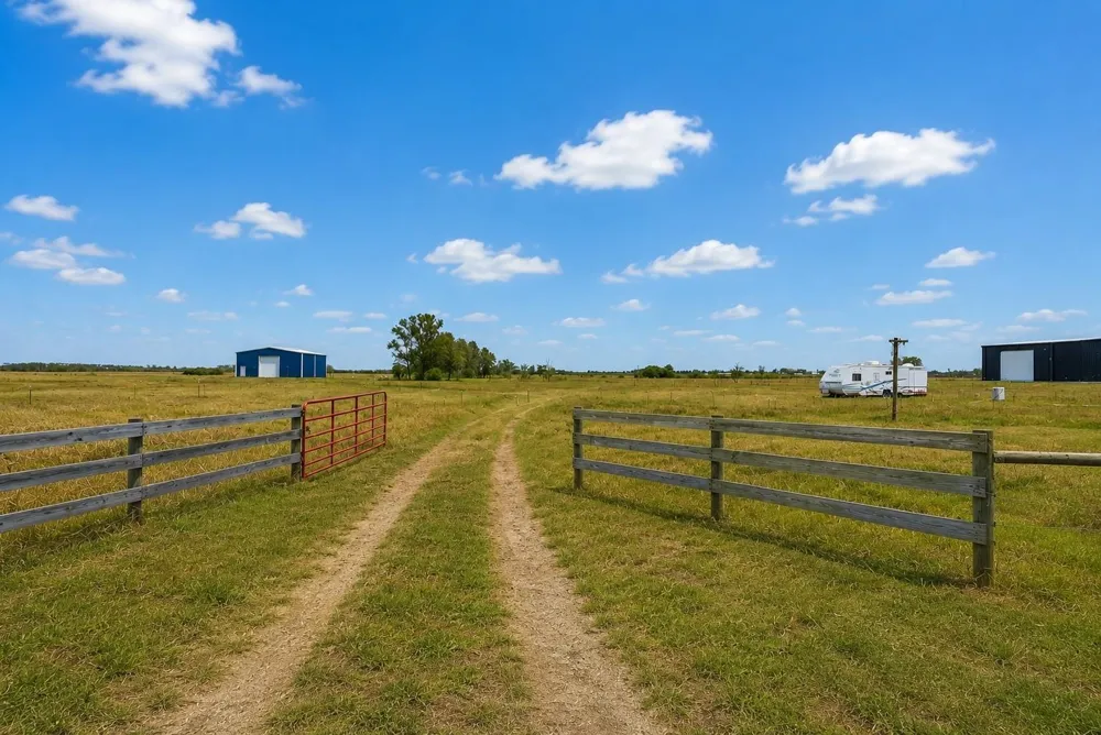 11501 Fm 1994 Road Guy, TX 77444