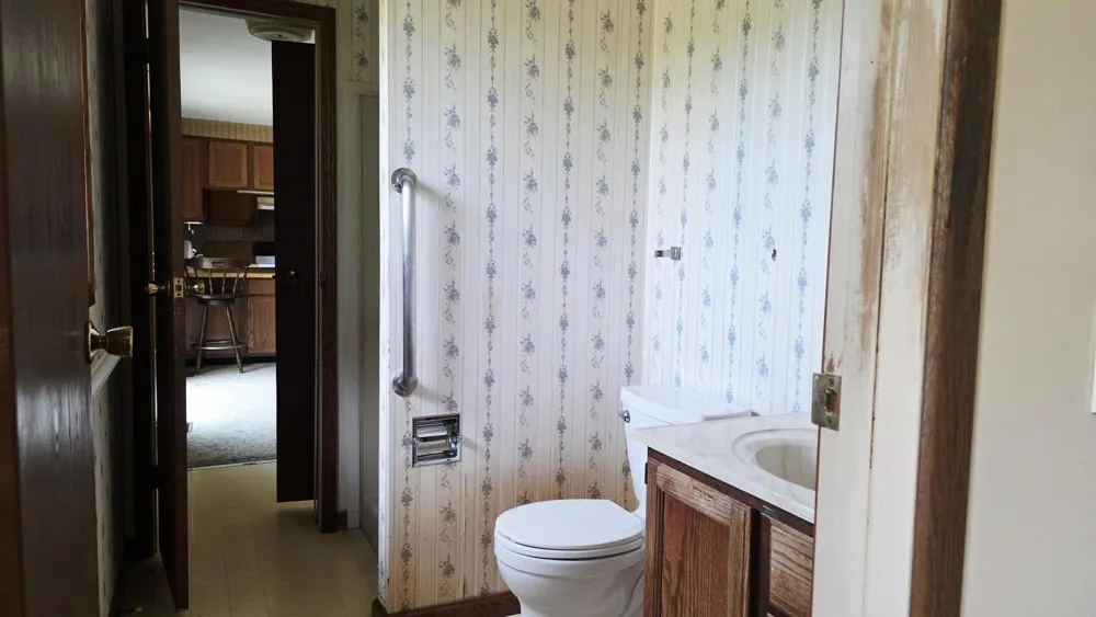 4545 S Rolland Road Broomfield Township, MI 49310