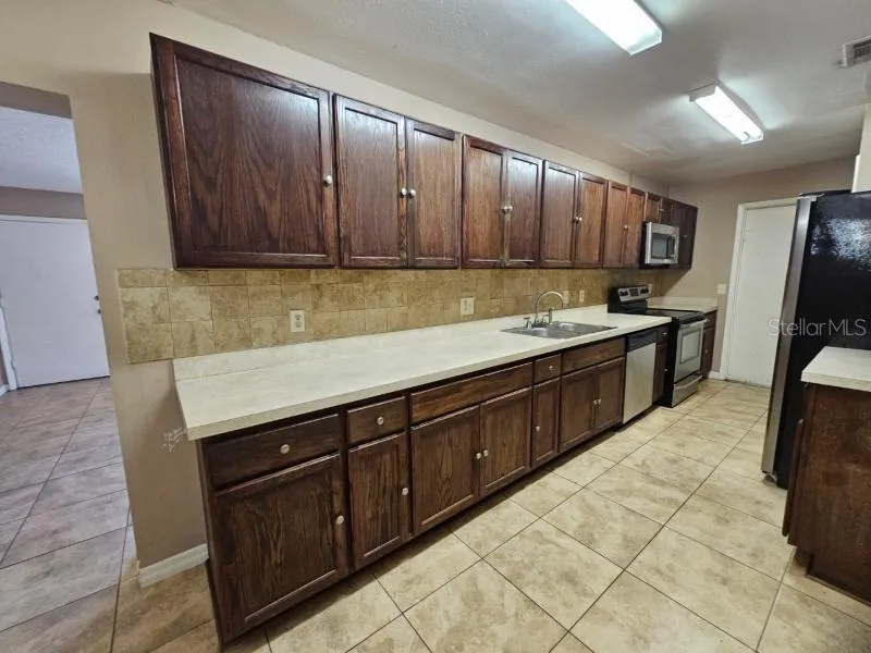 377 BRITTANY CIRCLE Casselberry, FL 32707