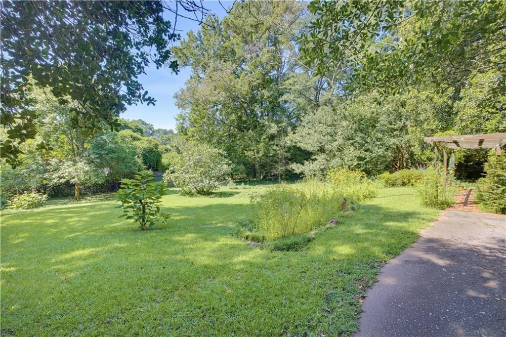 3777 East Avenue Clarkston, GA 30021