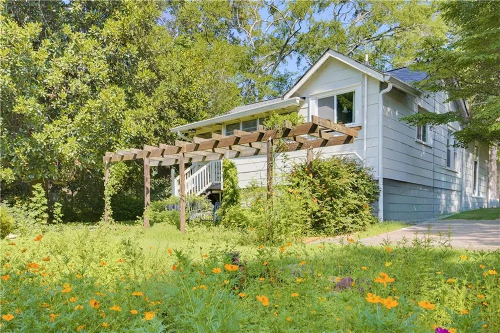 3777 East Avenue Clarkston, GA 30021