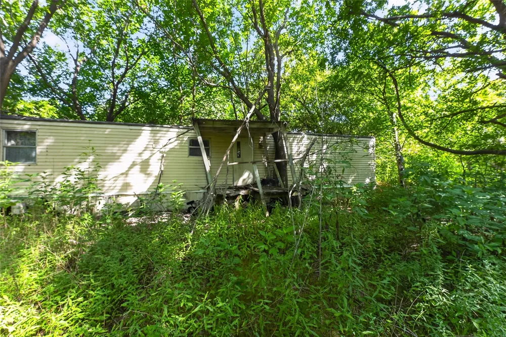 W. 1st Street Purdon, TX 76679