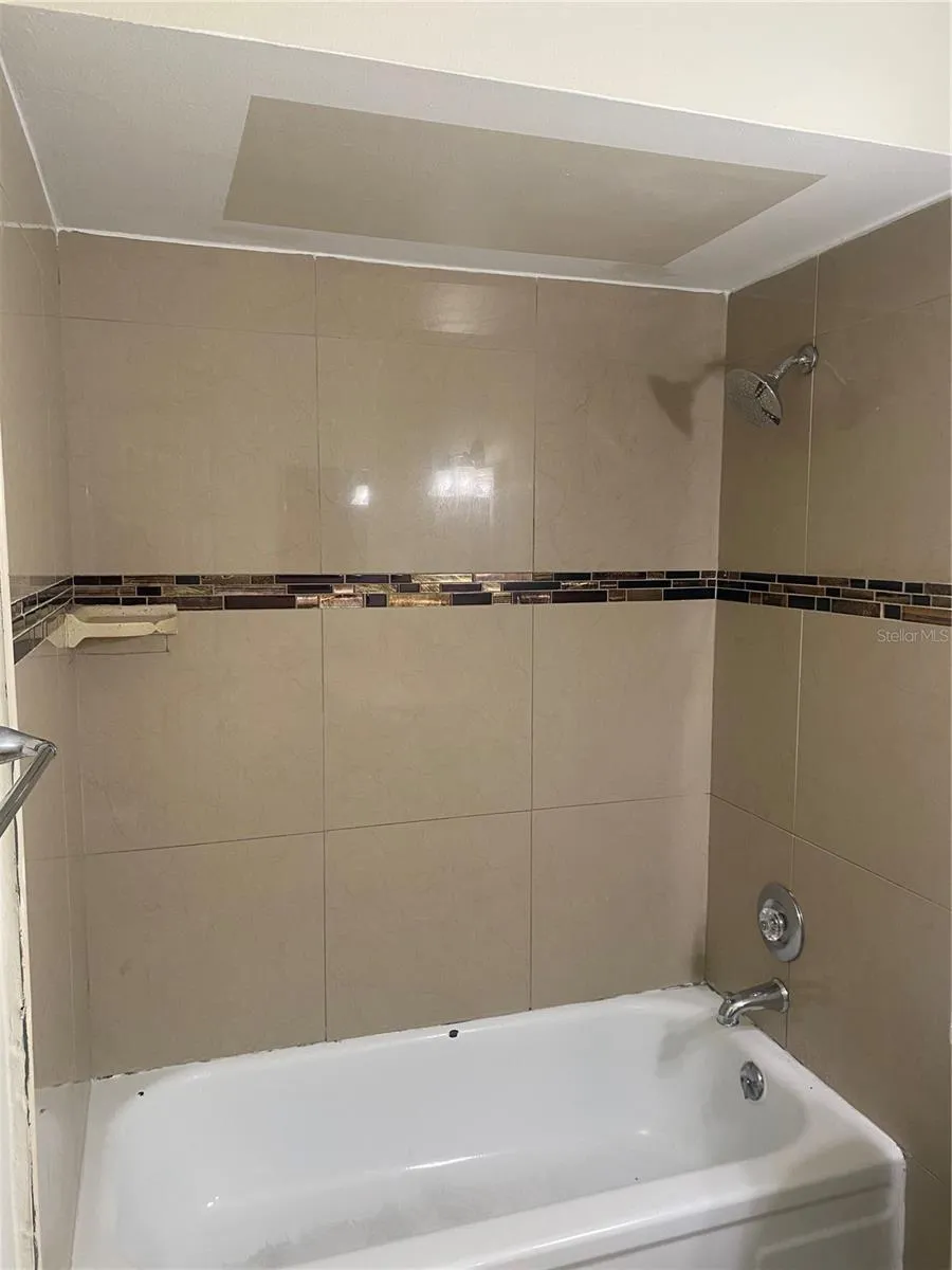 1608 LONG LANE Apopka, FL 32703
