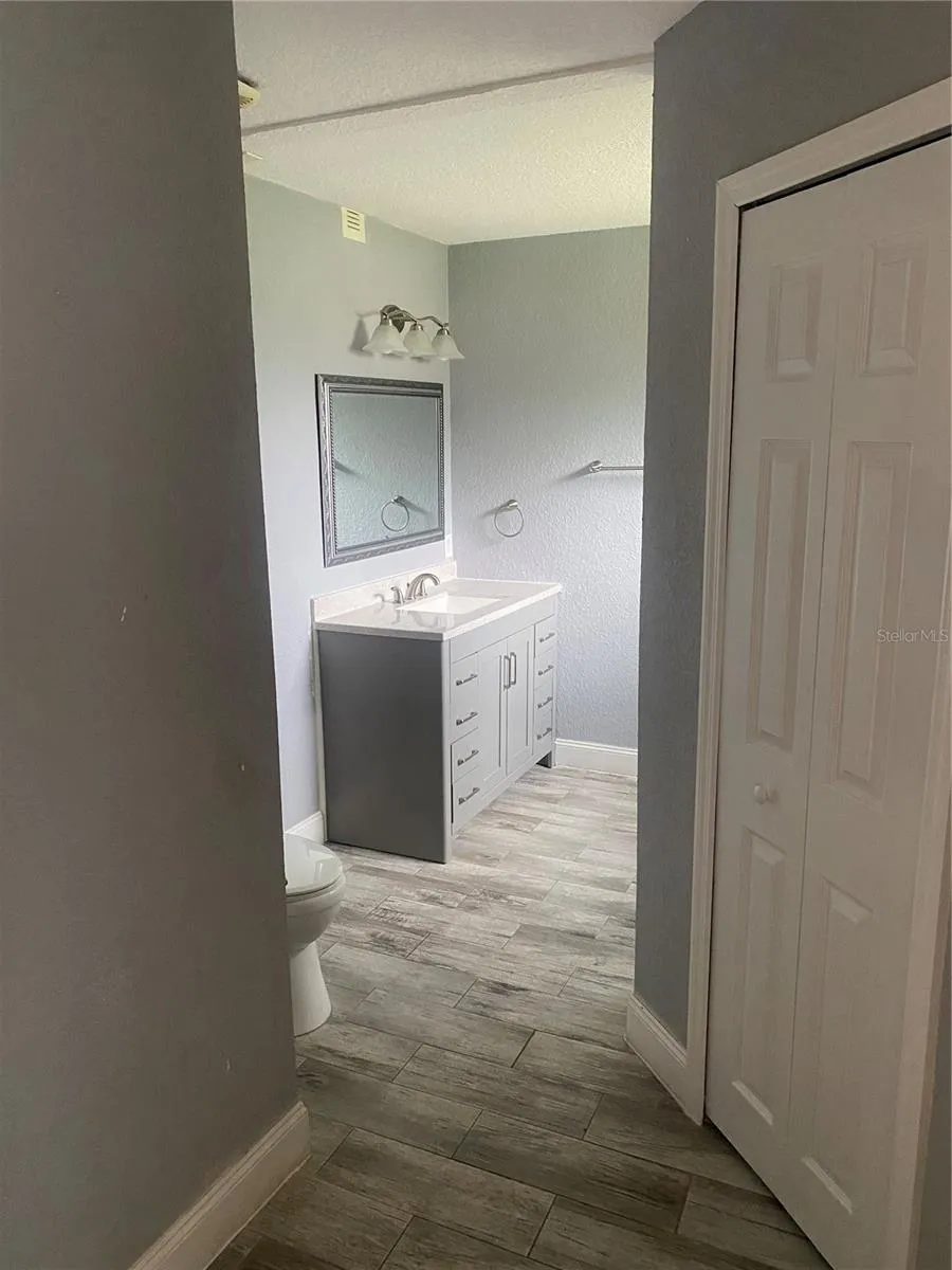 1608 LONG LANE Apopka, FL 32703