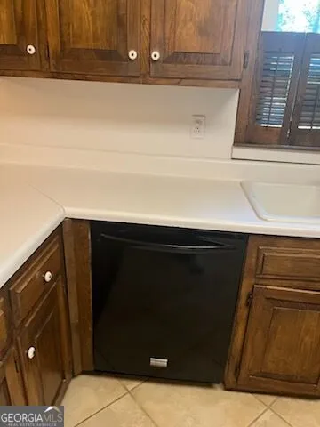 1222 Trahlyta TER Morrow, GA 30260