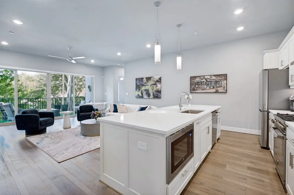 15875 Spectrum Drive #1101 Addison, TX 75001