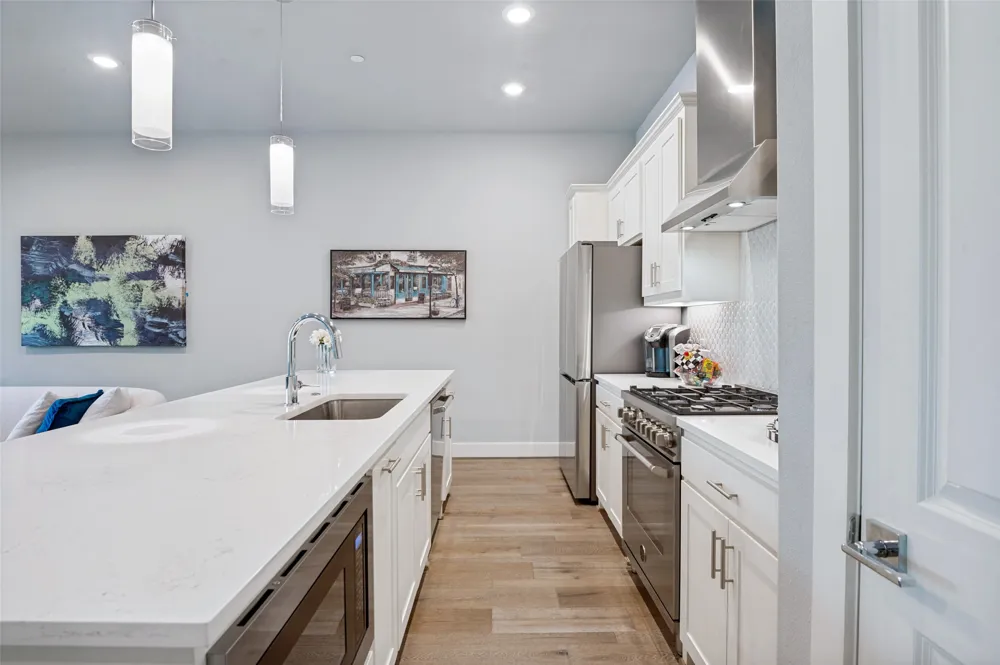 15875 Spectrum Drive #1101 Addison, TX 75001
