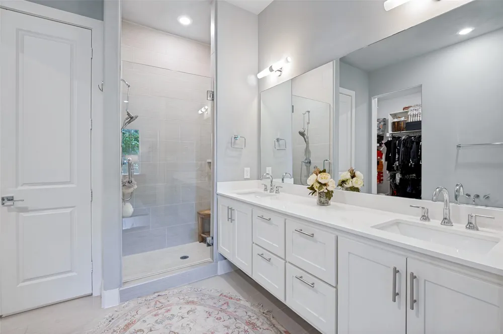 15875 Spectrum Drive #1101 Addison, TX 75001