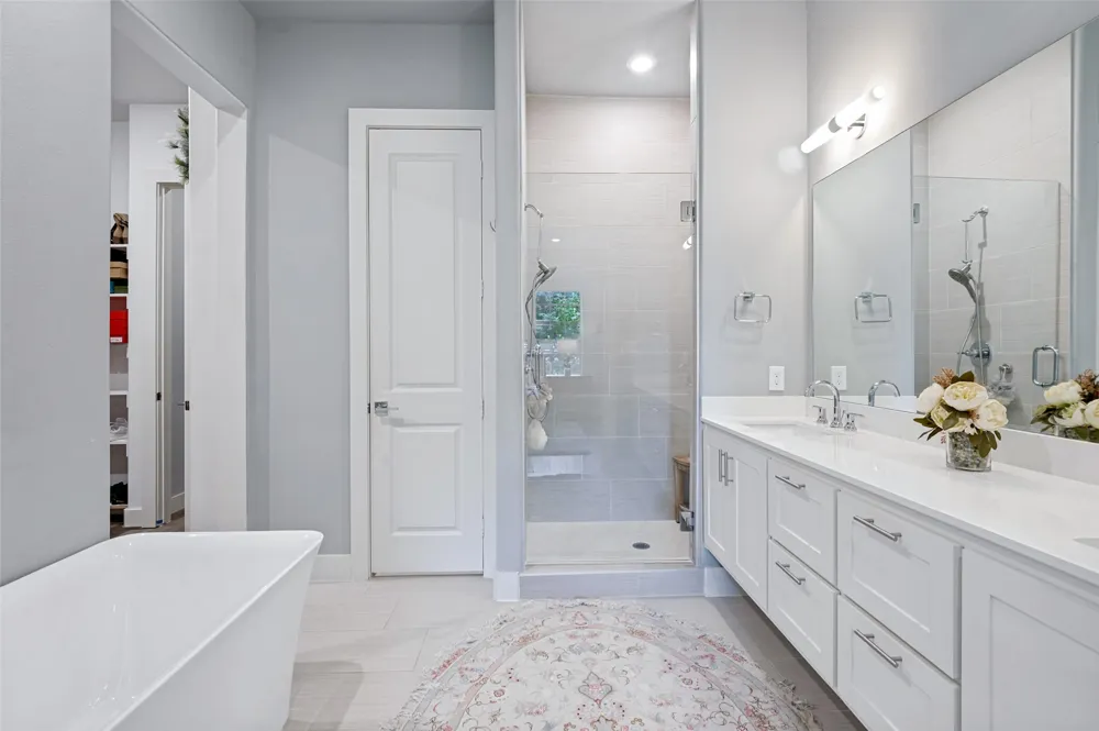 15875 Spectrum Drive #1101 Addison, TX 75001