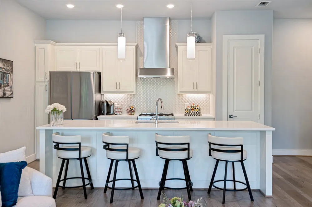 15875 Spectrum Drive #1101 Addison, TX 75001