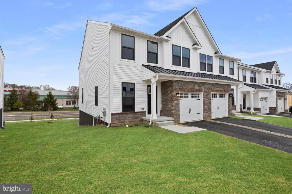 46 ROSEMARY WAY Mount Laurel, NJ 08054