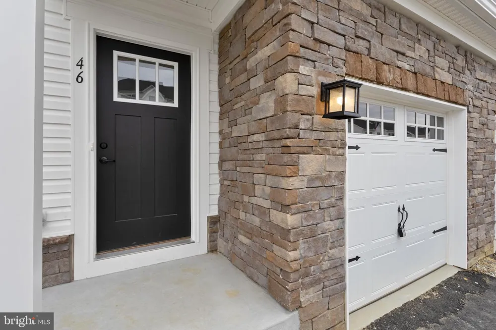 46 ROSEMARY WAY Mount Laurel, NJ 08054