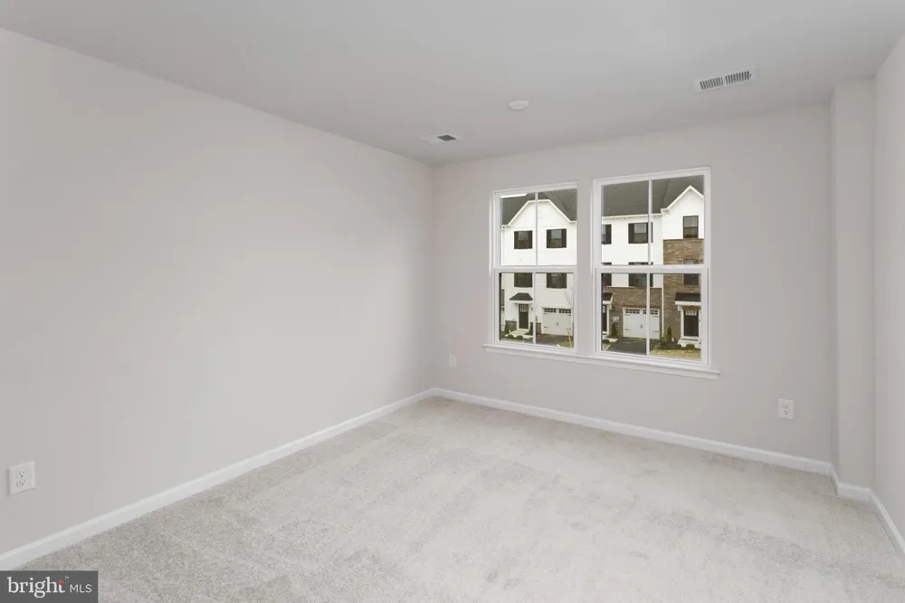 46 ROSEMARY WAY Mount Laurel, NJ 08054
