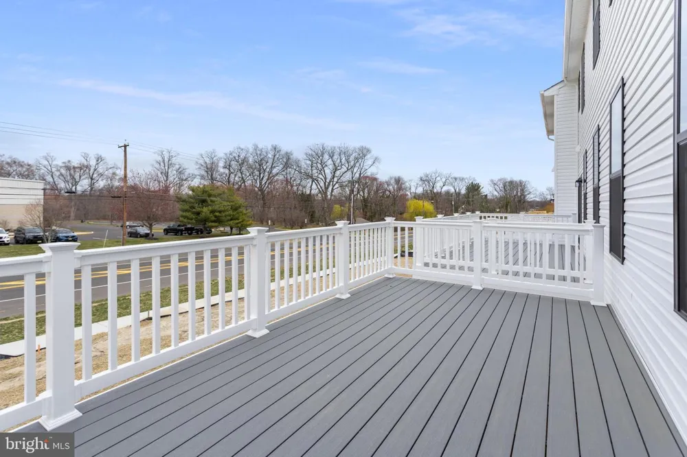 46 ROSEMARY WAY Mount Laurel, NJ 08054