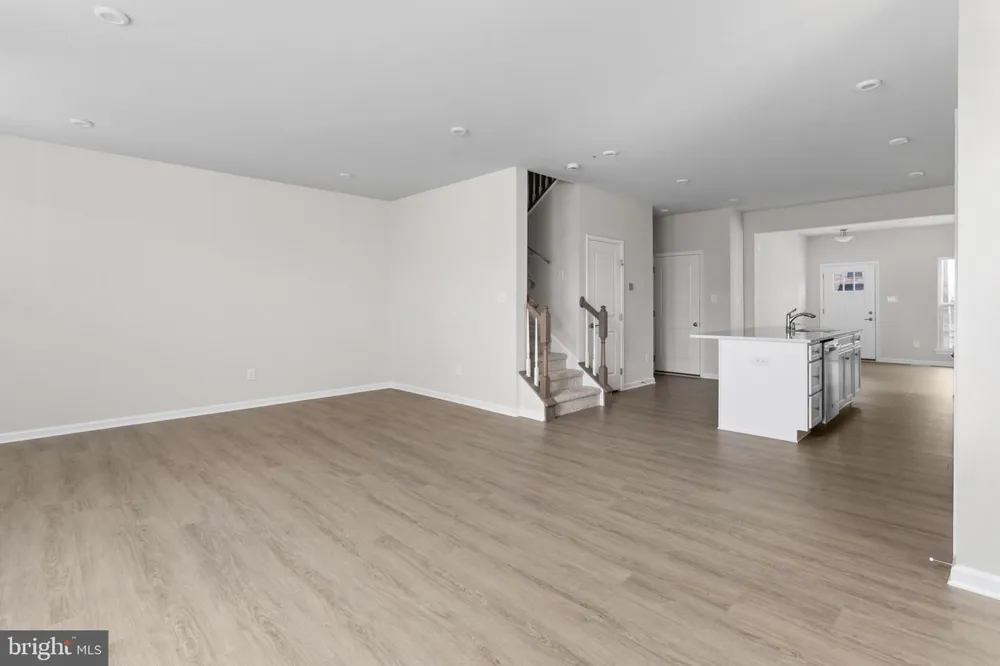 46 ROSEMARY WAY Mount Laurel, NJ 08054