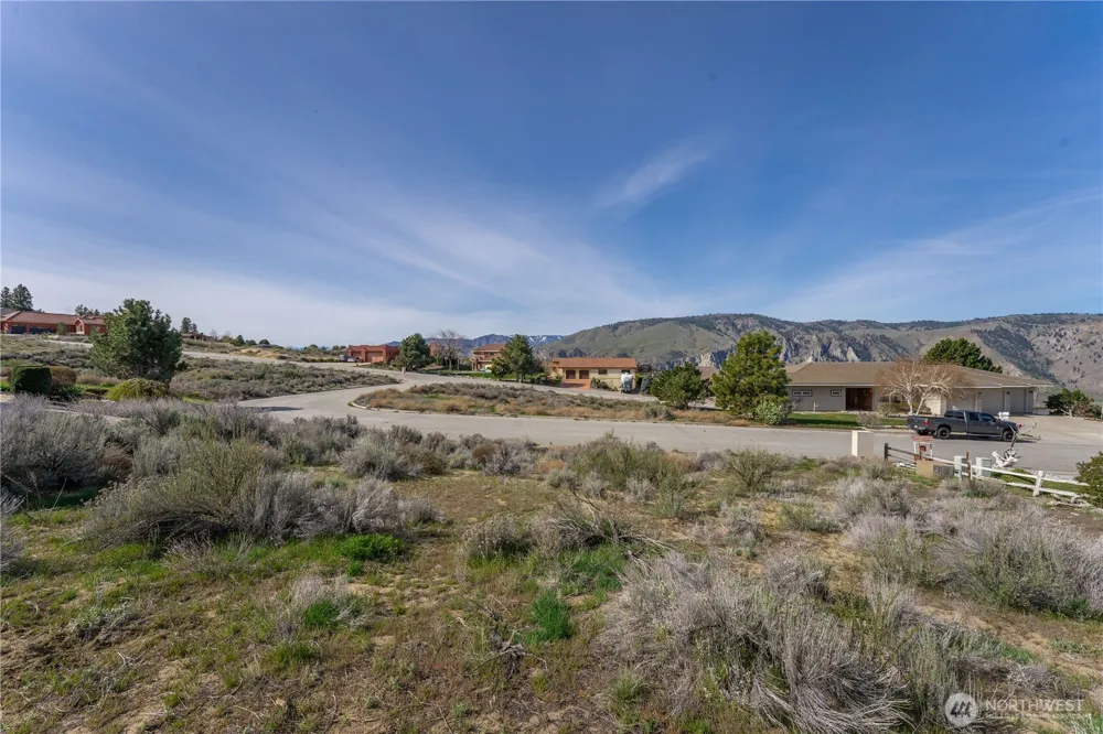 304 Desert View Place Orondo, WA 98843
