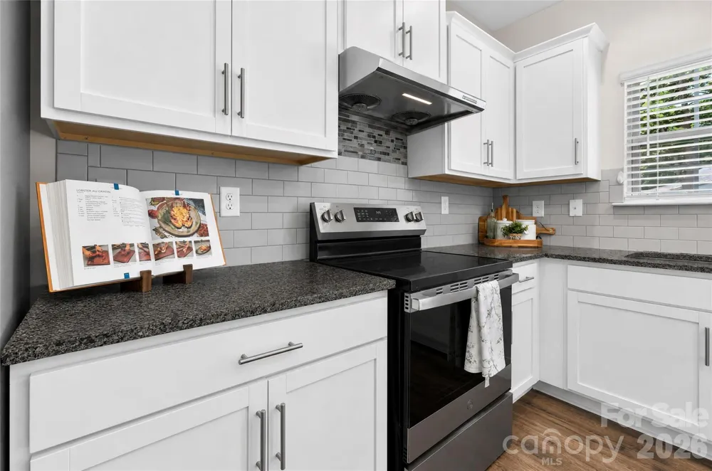 5040 Deisy May Lane Matthews, NC 28105
