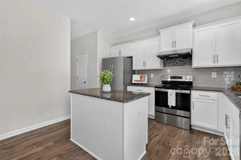 5040 Deisy May Lane Matthews, NC 28105
