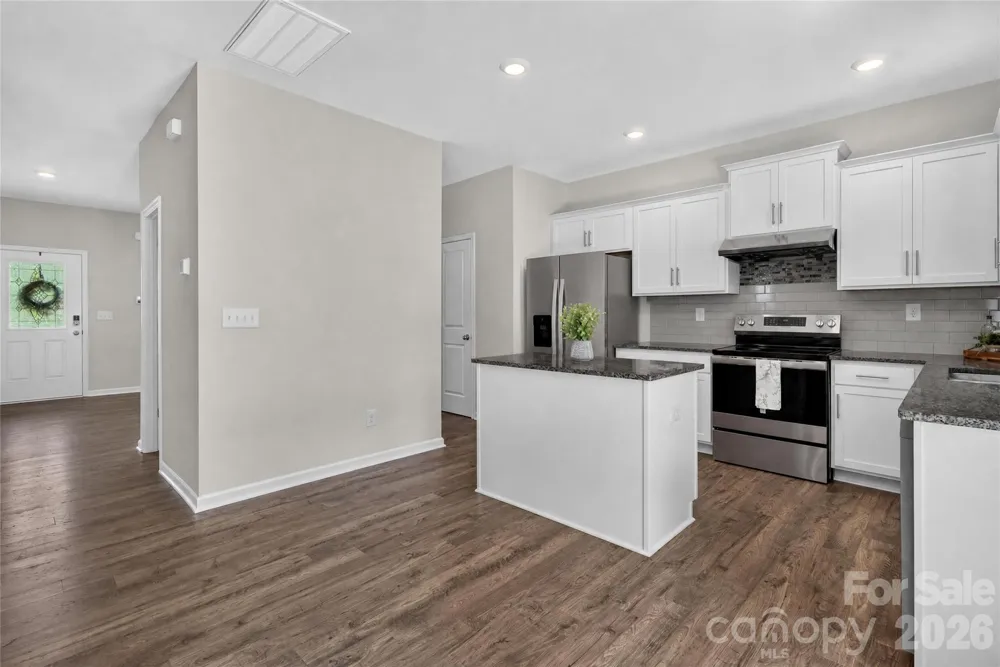 5040 Deisy May Lane Matthews, NC 28105
