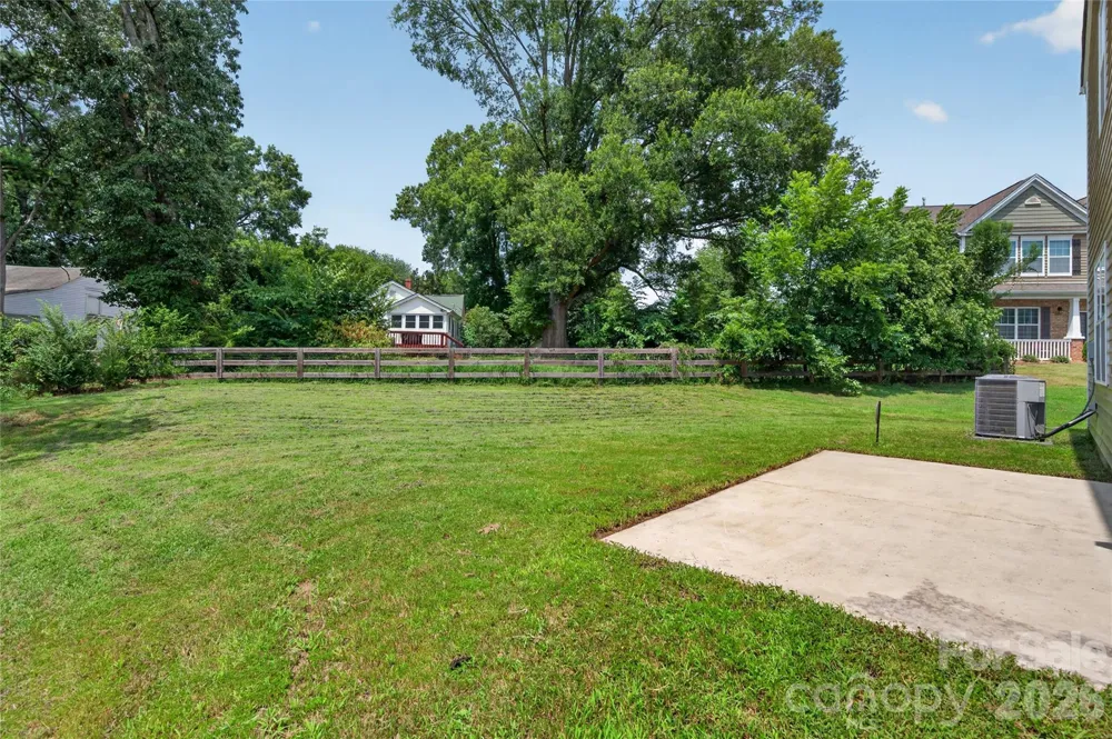 5040 Deisy May Lane Matthews, NC 28105