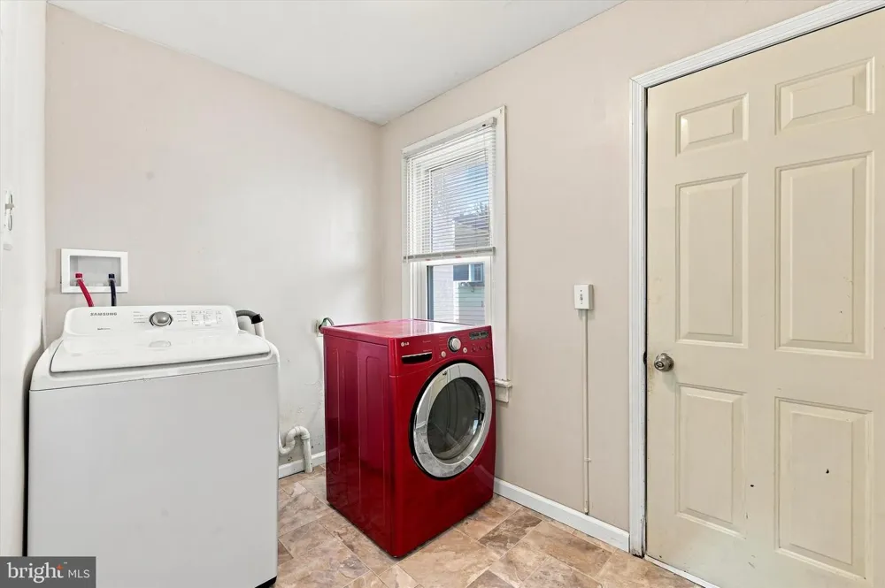 35 MARSHALL AVENUE Marcus Hook, PA 19061