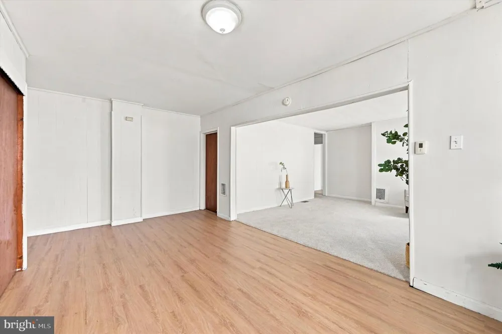 35 MARSHALL AVENUE Marcus Hook, PA 19061