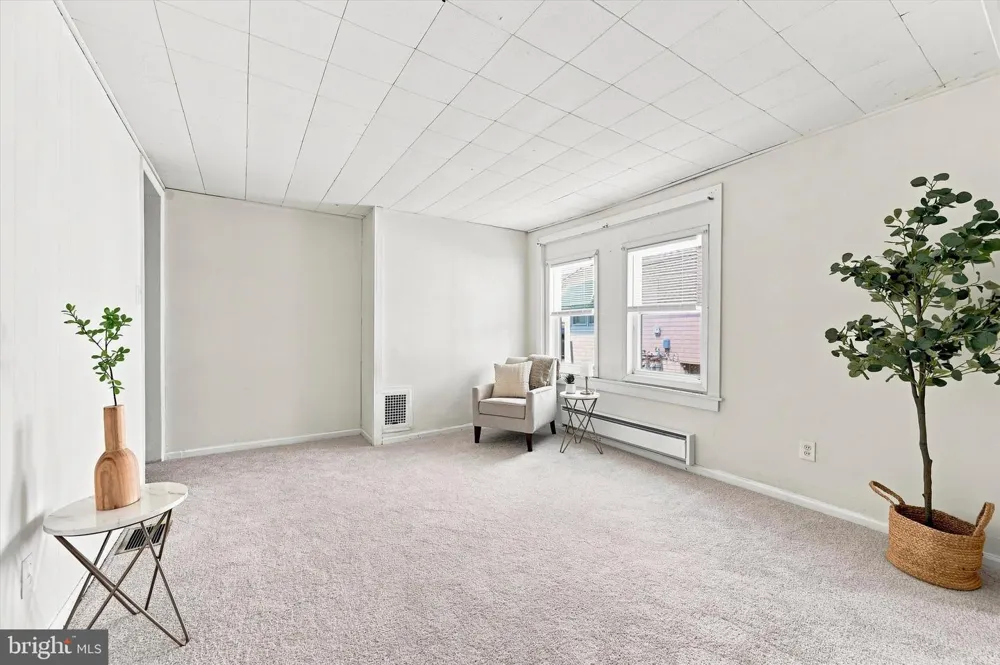 35 MARSHALL AVENUE Marcus Hook, PA 19061