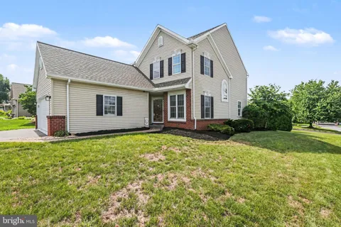 470 OAK LANE