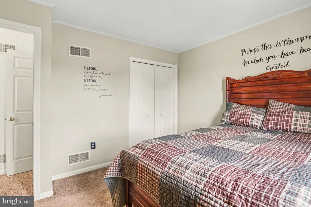 470 OAK LANE Palmyra, PA 17078