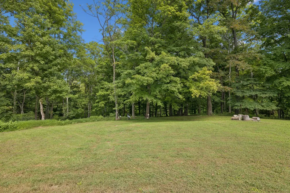 2300 Lee Rd Spring Hill, TN 37174