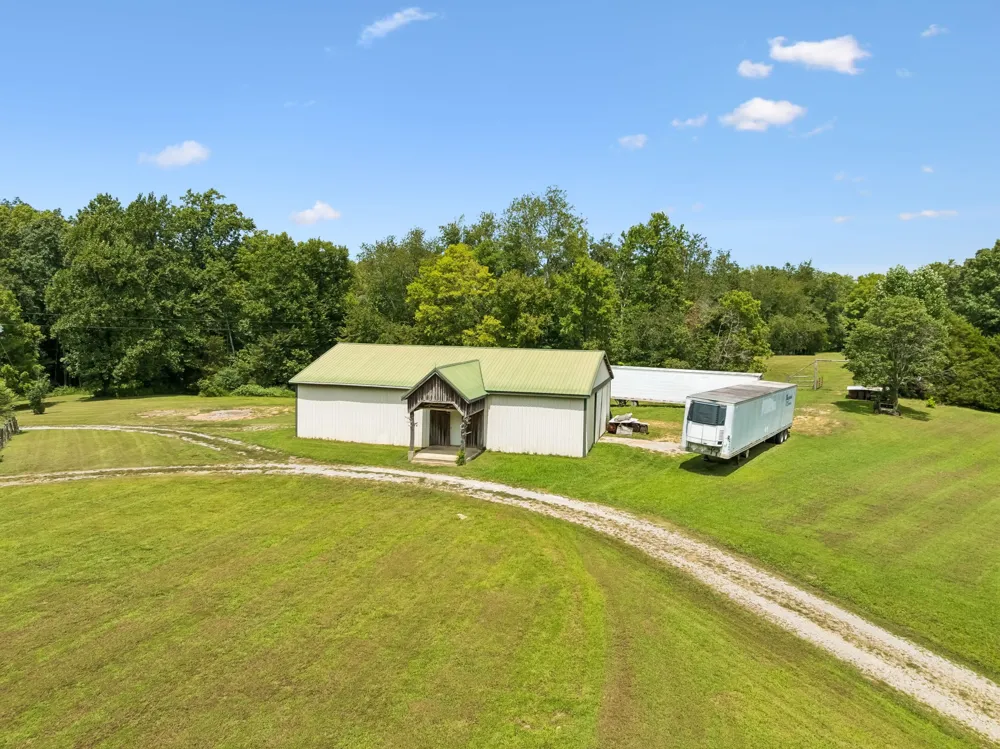 2300 Lee Rd Spring Hill, TN 37174