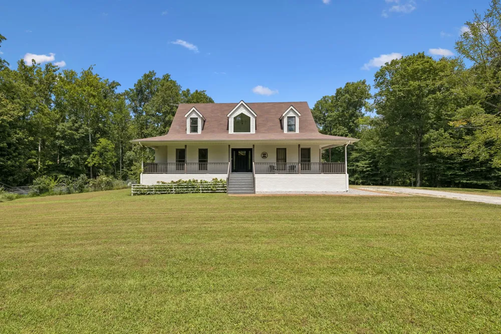 2300 Lee Rd Spring Hill, TN 37174