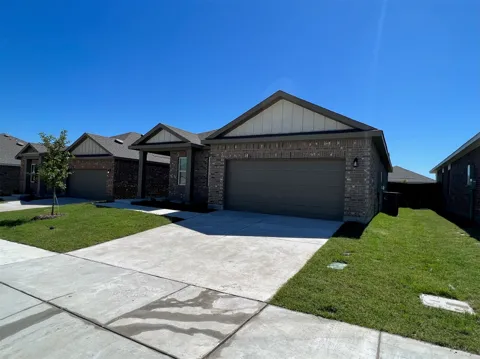 752 Richmond Drive