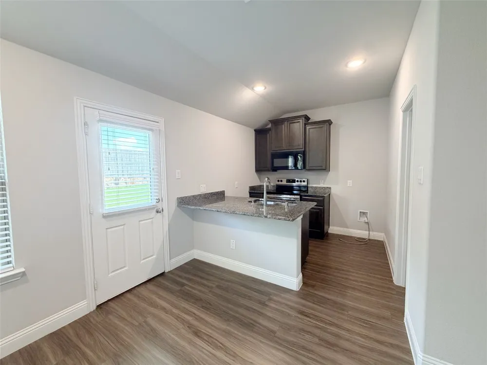 6423 Graceland Drive Greenville, TX 75402