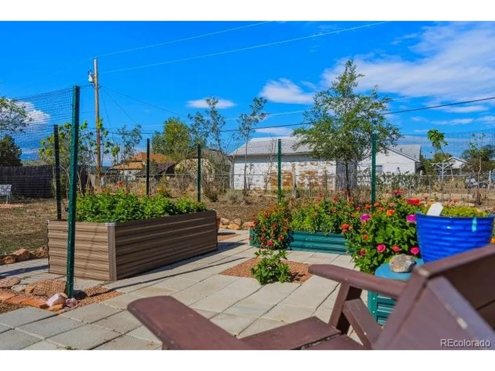 809 Montana Street #5 Walsenburg, CO 81089