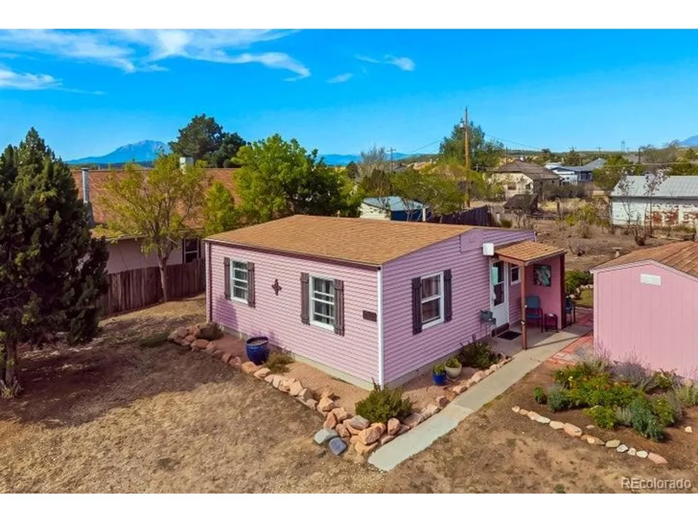 809 Montana Street #5 Walsenburg, CO 81089