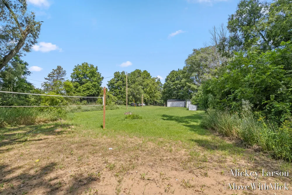 12960 Alger Road Grant, MI 49327