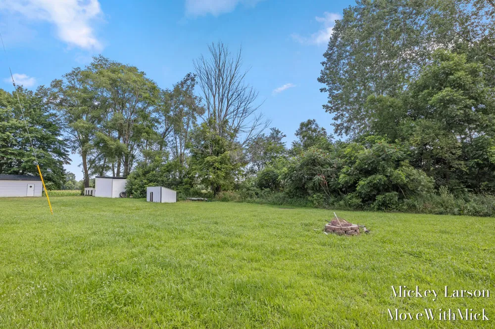 12960 Alger Road Grant, MI 49327